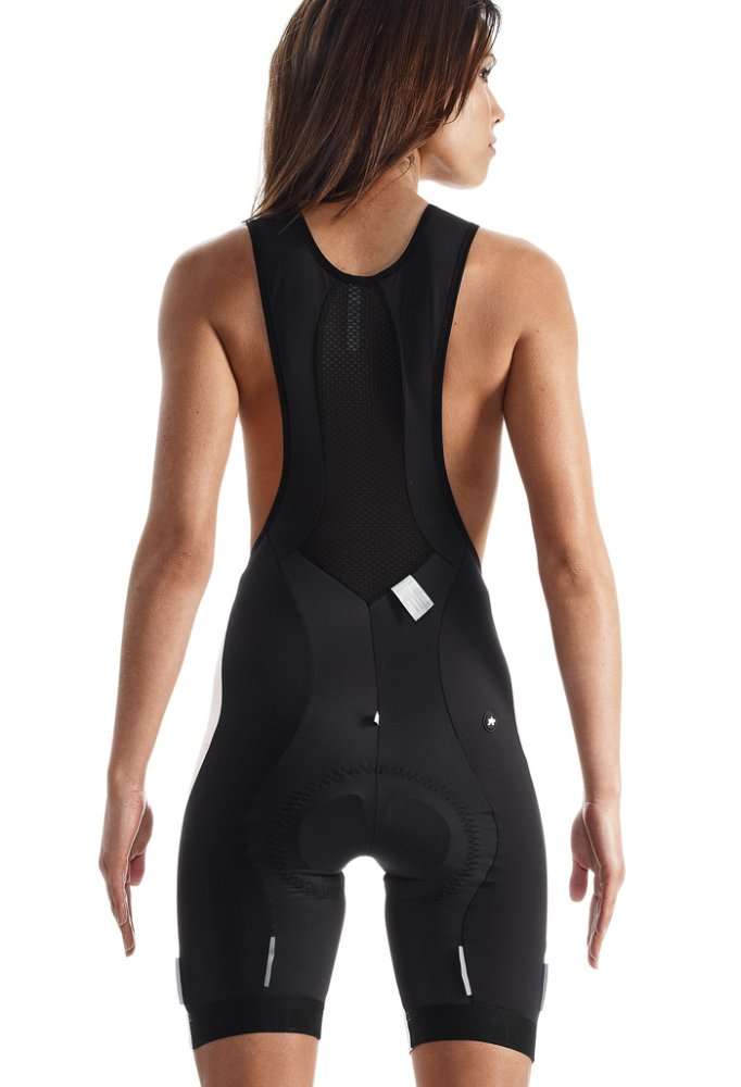 Die Assos Campionissimo Bibshort T S5 fur Damen hat ein 100 ergonomisches Design und garantiert optimale Kompression fur die Muskeln in Verbindung mit fantastischer Bewegungsfreiheit. Der Schnitt dies...